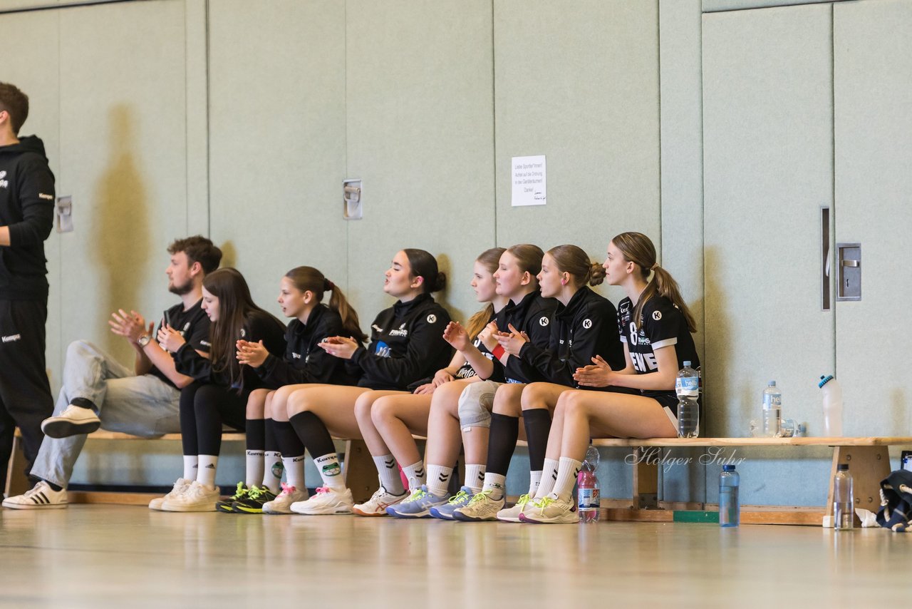 Bild 168 - wBJ SV Henstedt Ulzburg - Bramstedter TS : Ergebnis: 27:15
